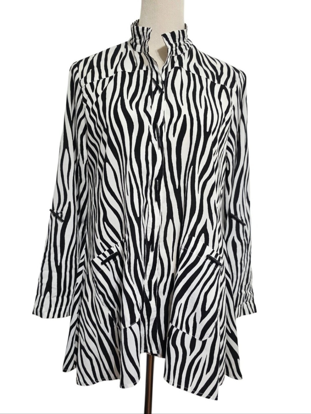 Ali Miles Women S Zebra Print Tunic Top Wire Collar Oversized Black White Pocket